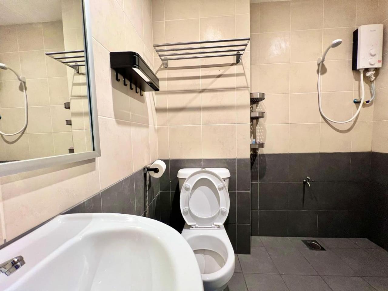 New Margo Hotel Kk Kota Kinabalu Zewnętrze zdjęcie