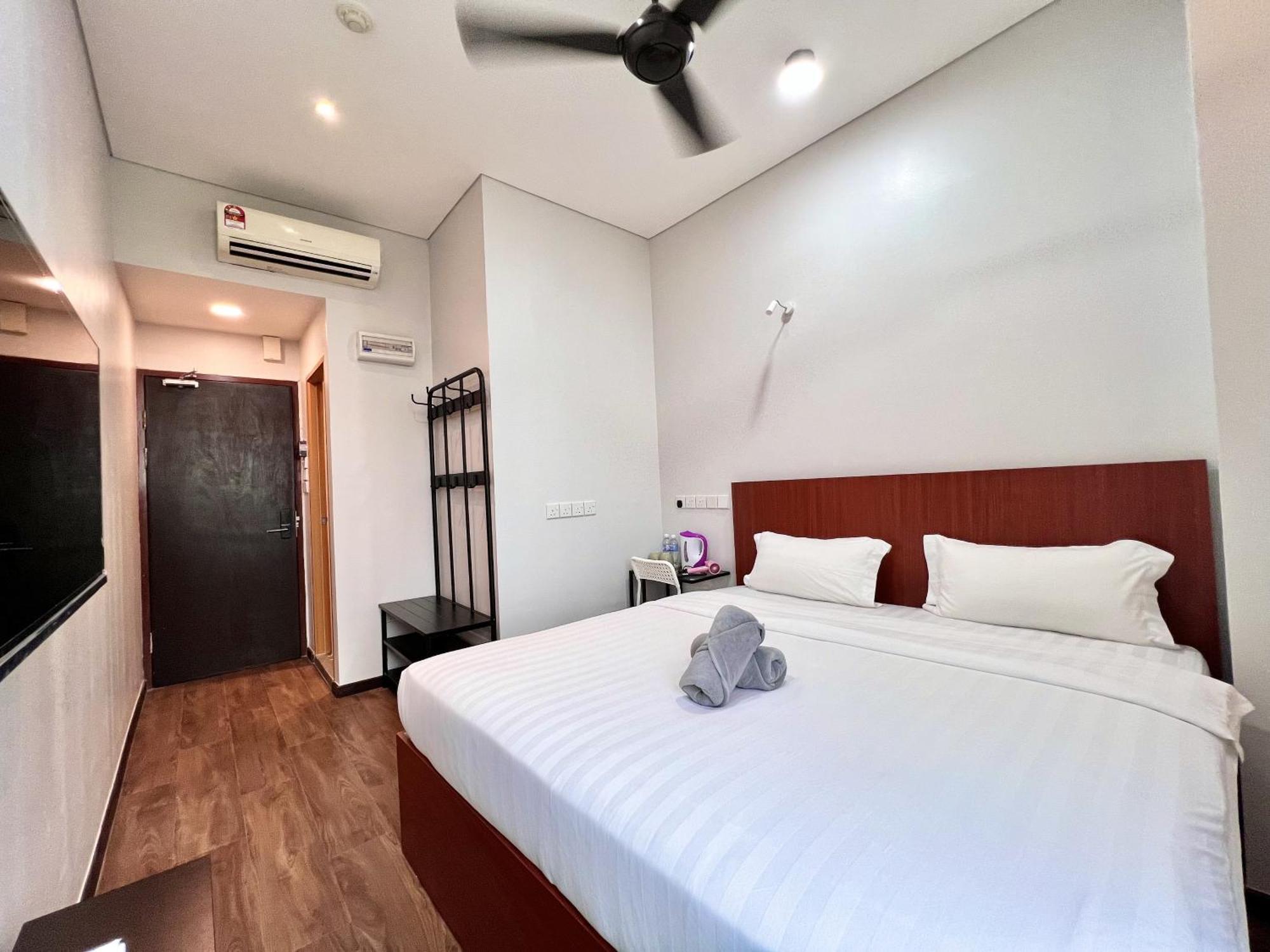 New Margo Hotel Kk Kota Kinabalu Zewnętrze zdjęcie